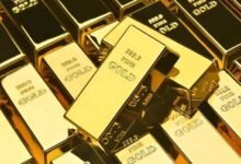 قوة-الدولار-وعوائد-السندات-تكبح-جماح-الذهب-وسط-التوترات-الجيوسياسية