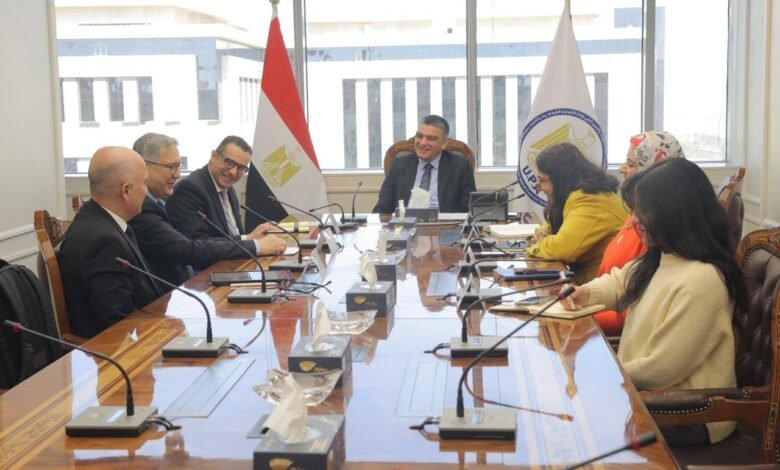 “الشراء-الموحد”-تبحث-فرص-التعاون-مع-شركة-تركية-لتوطين-صناعة-الدواء-بمصر