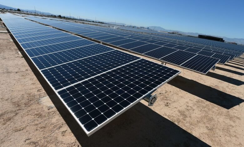 أفريقيا-تسجل-أسرع-نمو-تاريخي-للطاقة-الشمسية-في-2025