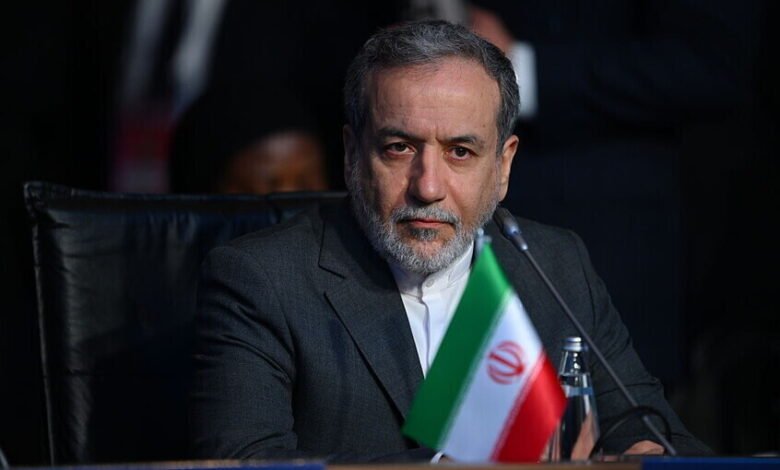 وزير-الخارجية-الإيرانى:-سنوفر-ممرًا-آمنًا-عبر-مضيق-هرمز-لأسبوعين-إذا-توقفت-الهجمات